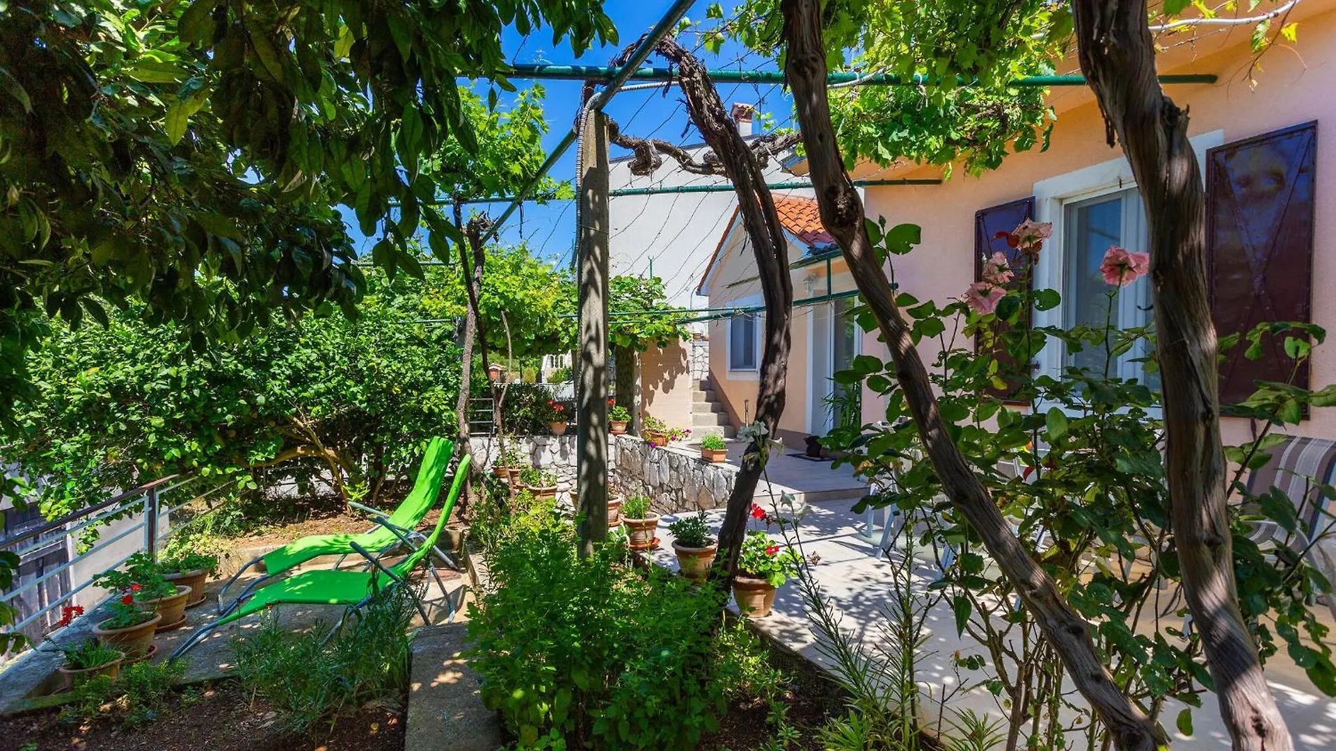 Holiday home 3 Bedroom Cozy Home In Trget Croatia